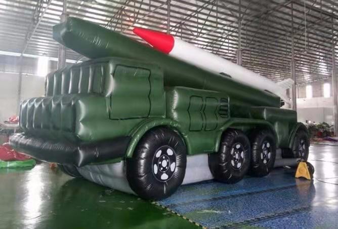 新都迷彩导弹车